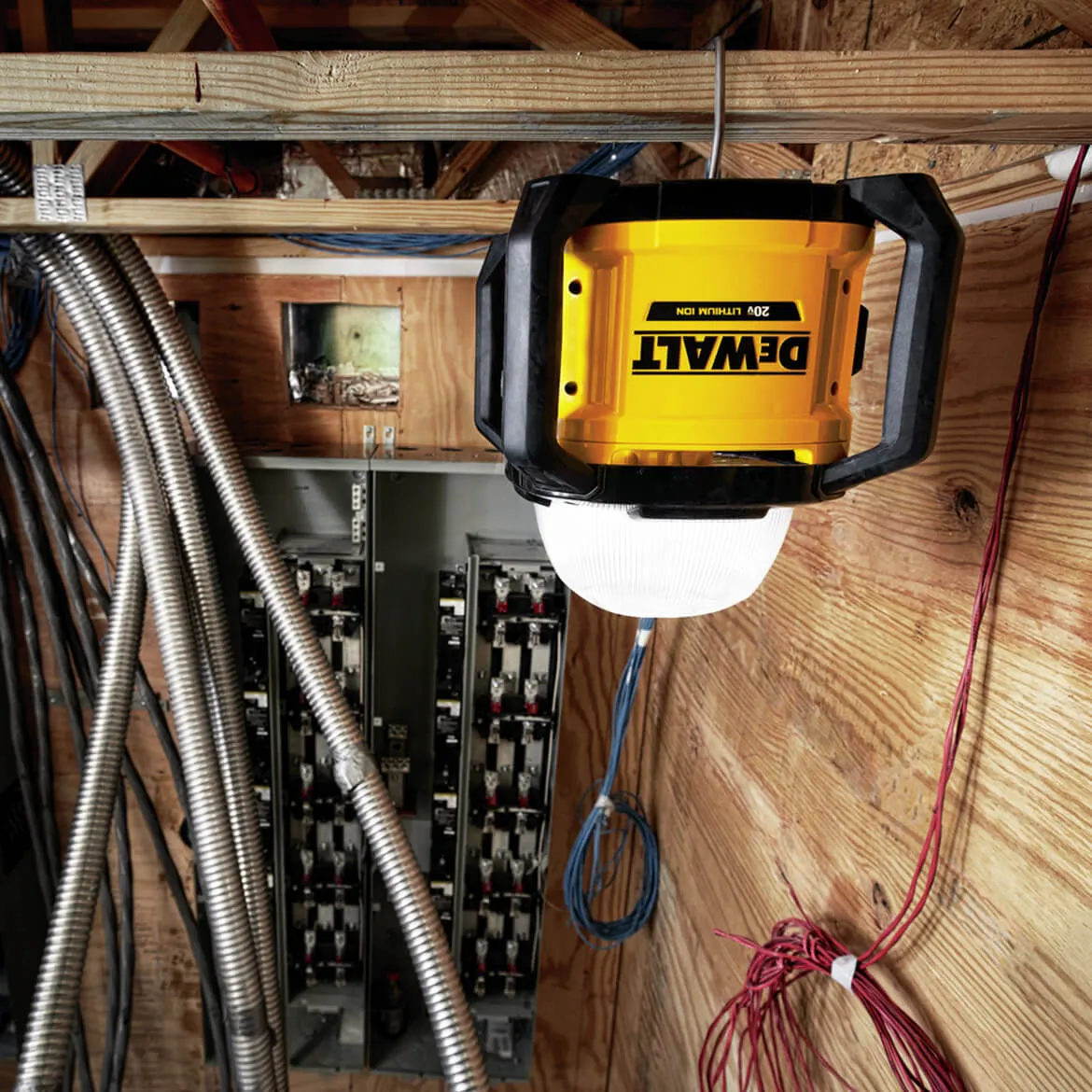 DeWALT DCL074 20V 5000-Lumen All-Purpose Cordless Work Light - Bare Tool