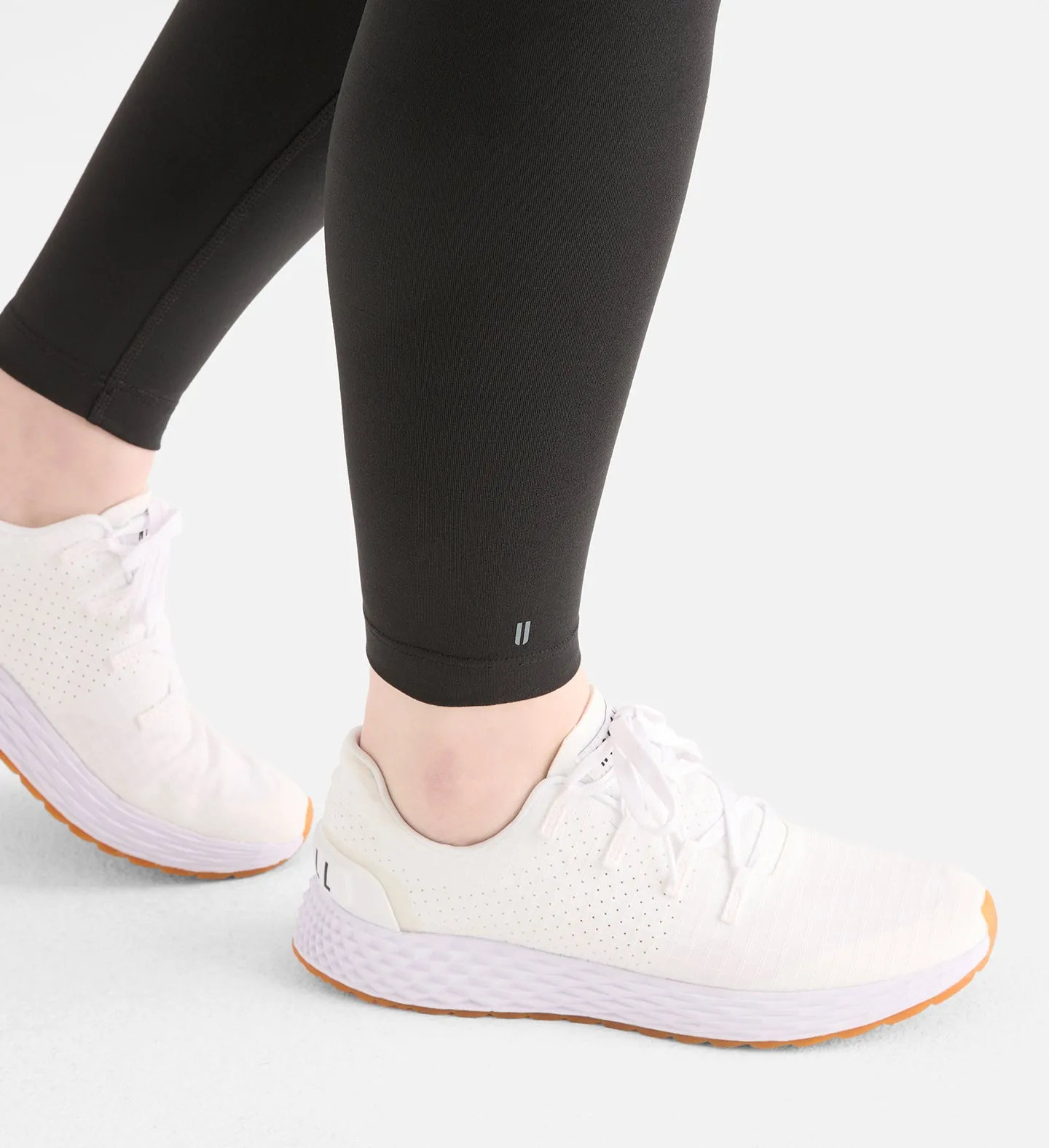 Women's High-Rise Matte Tight 28"